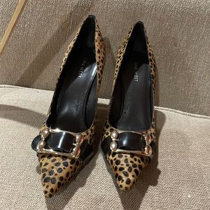 9 West animal fur pump size 9M
